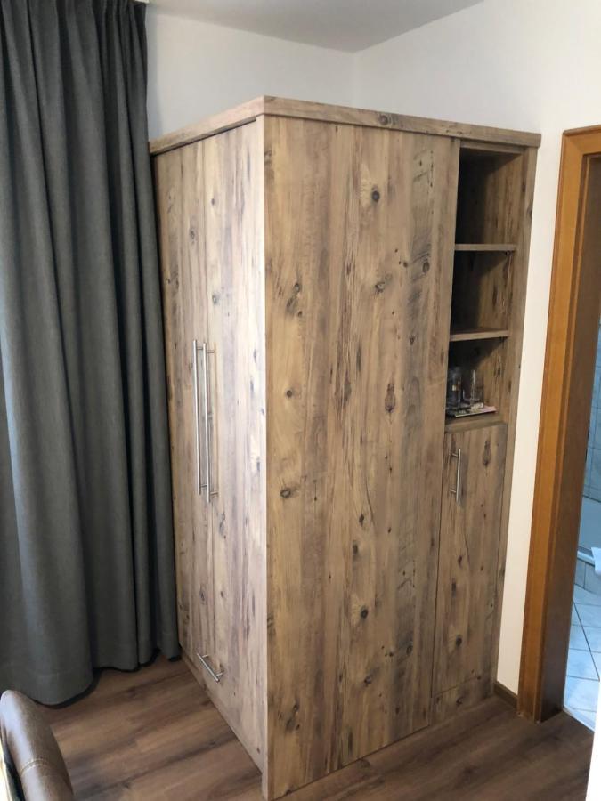 Hotel Garni "Cafe Im Hamm" Zell Buitenkant foto