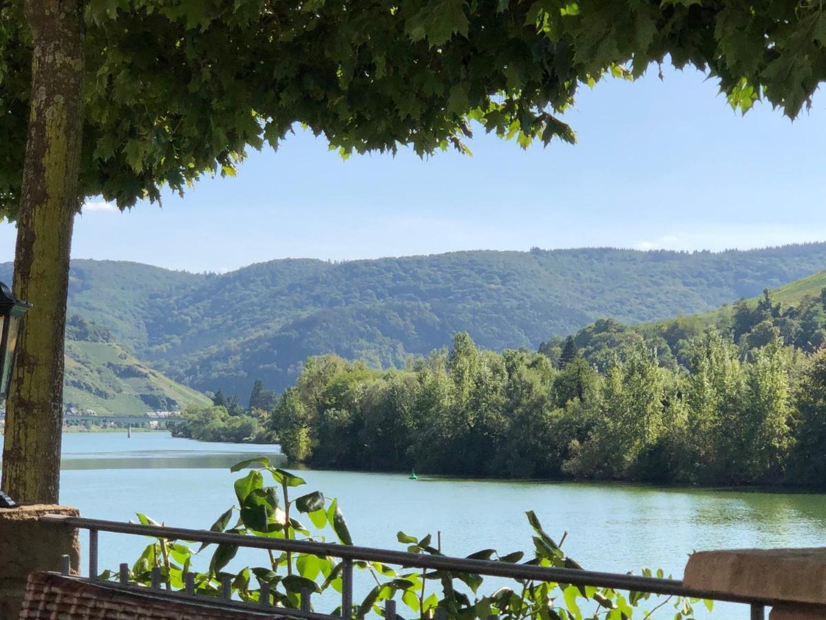 Hotel Garni "Cafe Im Hamm" Zell Buitenkant foto